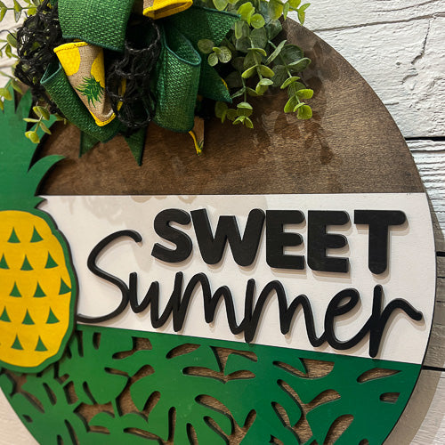 Pineapple "Sweet Summer" Door Hanger