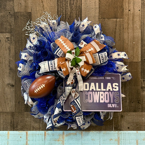 Dallas Cowboys Blvd Wreath