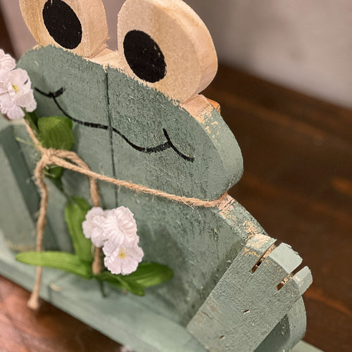 Wooden Frog Decor