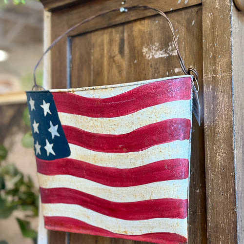 Rustic Flag Pocket Hanger