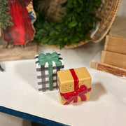 Christmas Gifts Salt And Pepper Shakers