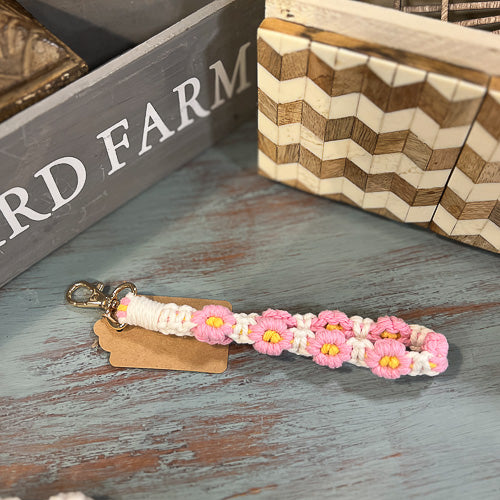 Daisy Braided Wristlet Keychain