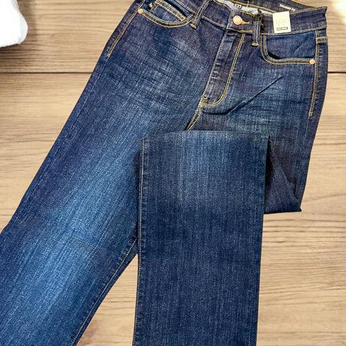 Judy Blue Straight Jeans