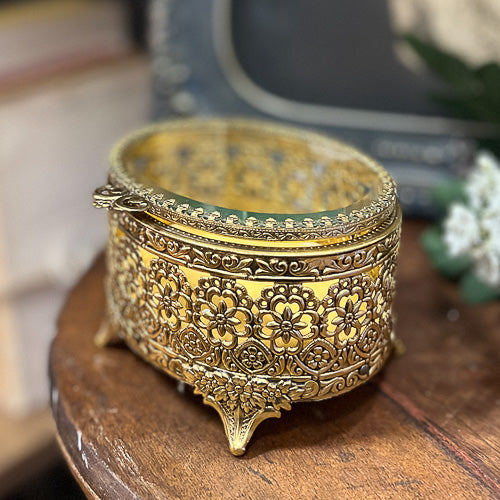 Vintage Jewelry Holder