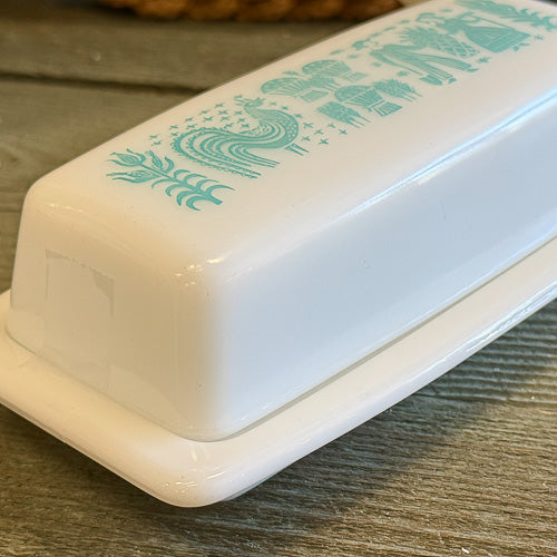 Vintage Pyrex Butterprint Butter Dish