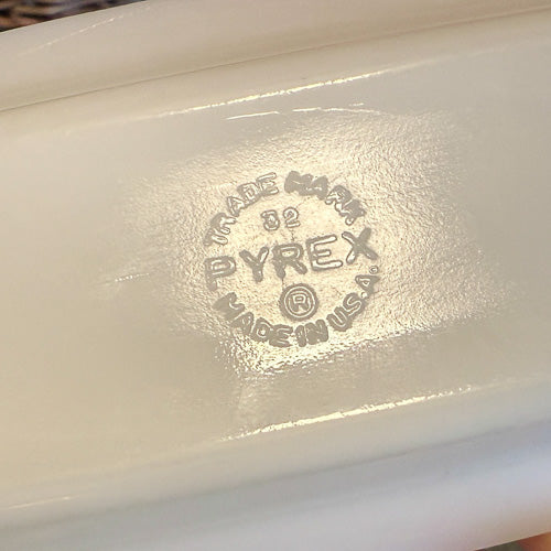Vintage Pyrex Butterprint Butter Dish