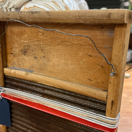 Washboard With Decor