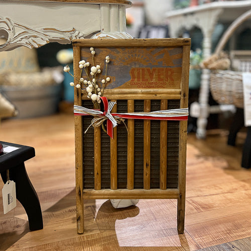 Washboard With Decor