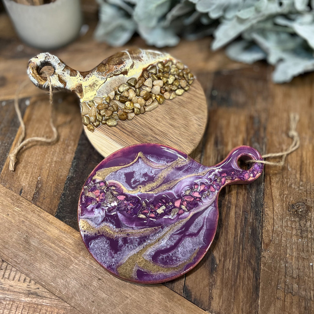 Resin & Wood Cutting Board Decor | Lone Star Mercantile